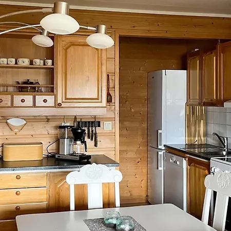 Apartament Beach Front Apartment In Svortevik With Wifi *